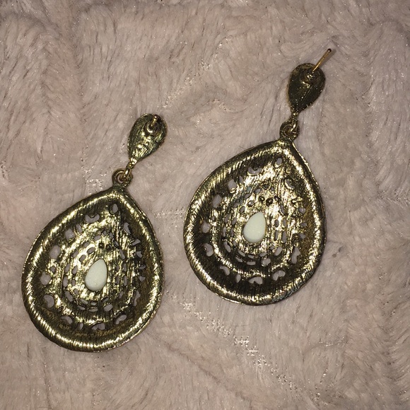 Earrings! - Picture 3 of 3